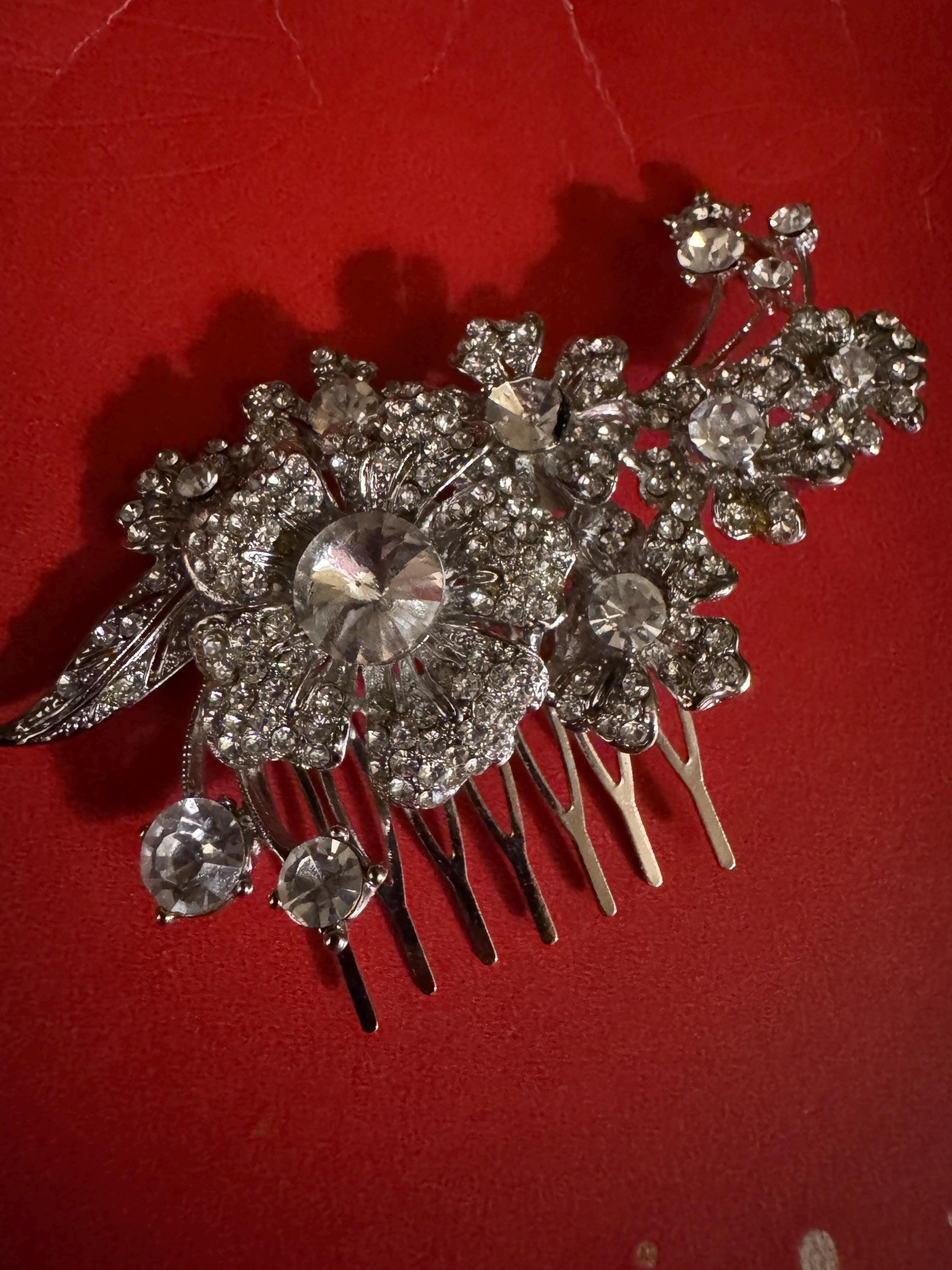 Beautiful Rhinestone Hair Comb for Wedding.